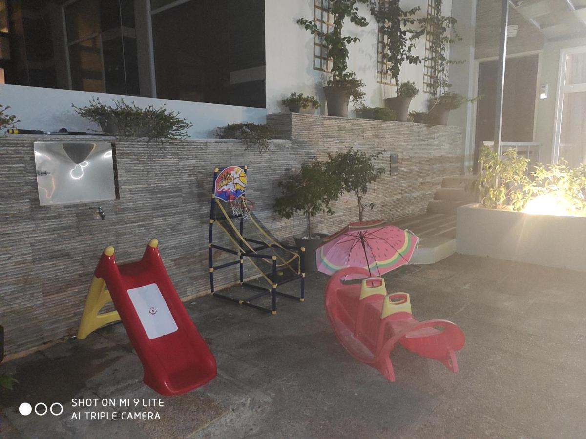 Kamares Suites Nea Kallikrateia Luaran gambar