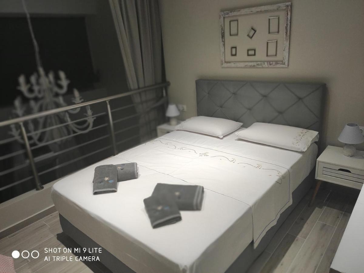 Kamares Suites Nea Kallikrateia Luaran gambar